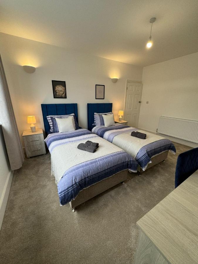 Smart Guest Rooms Fast Access To Central London Via Piccadilly Line New Southgate Esterno foto